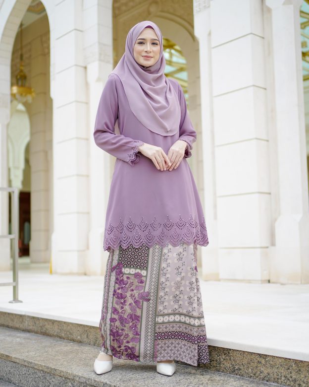 Baju Kurung Pahang Lasercut Udyana - Heather Purple