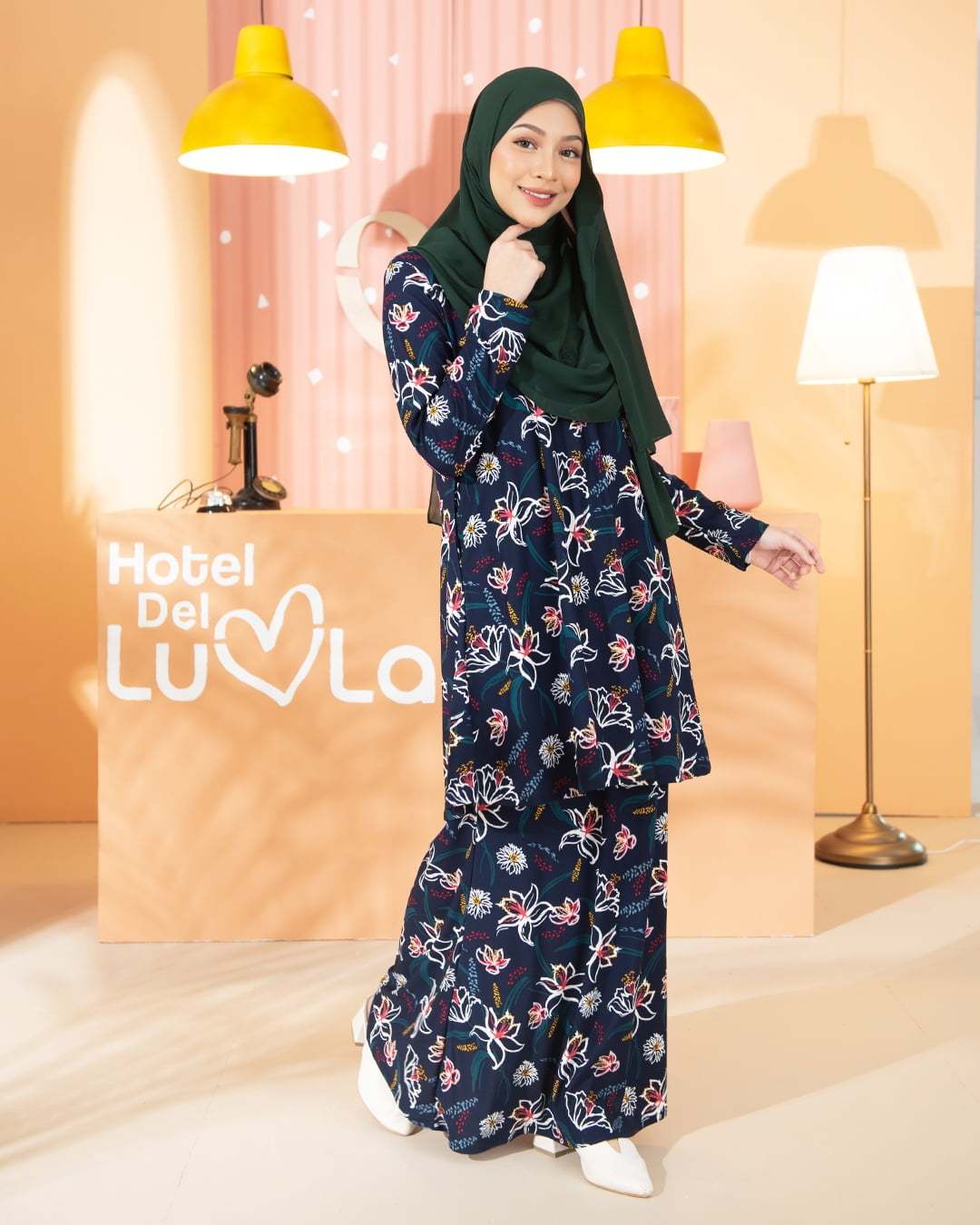 Kurung Lara - Dark Blue