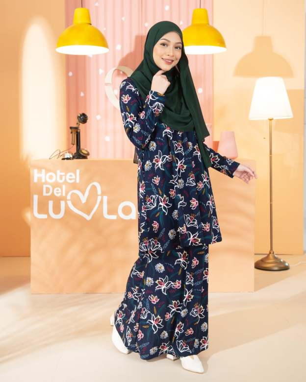 Kurung Lara - Dark Blue
