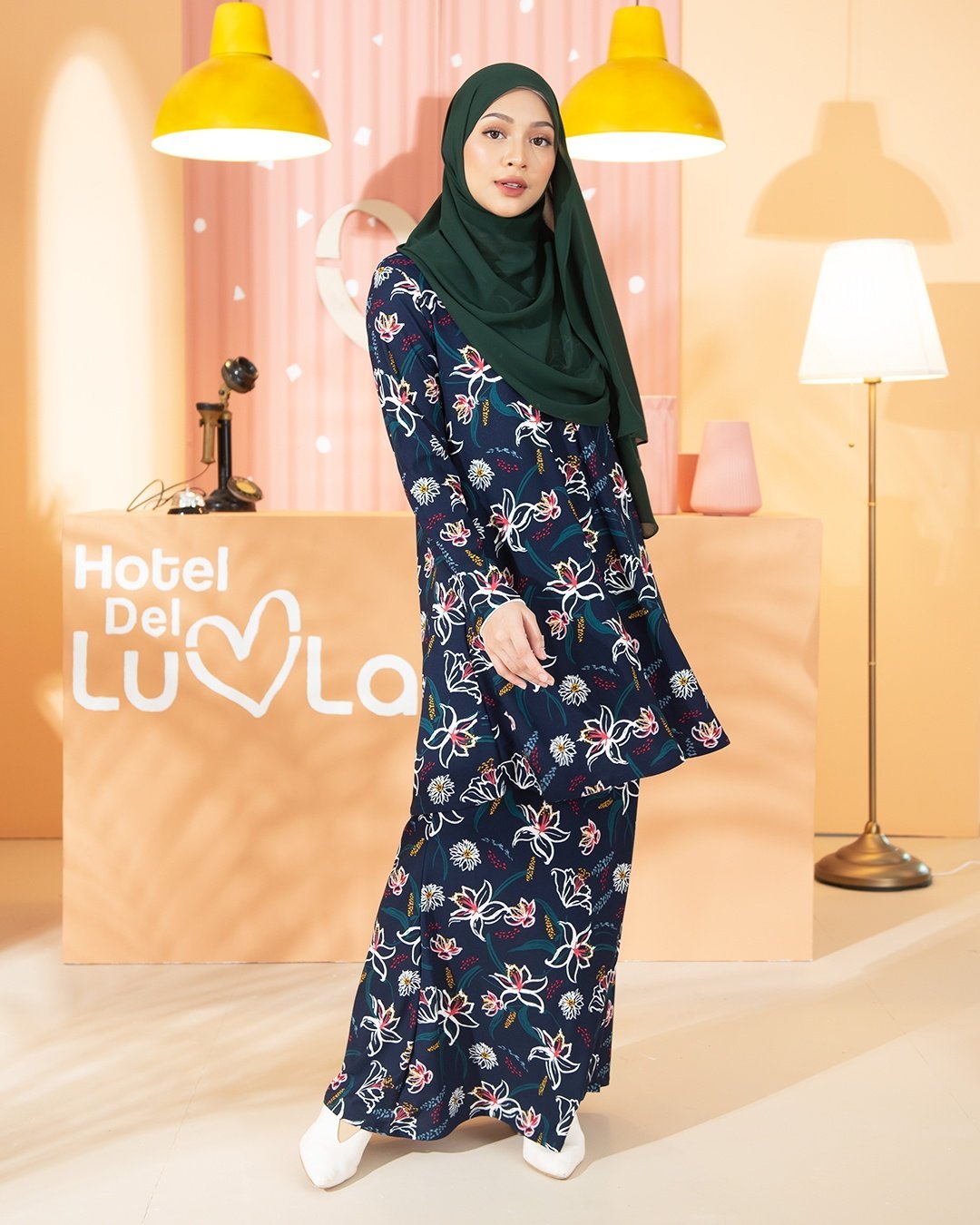 Kurung Lara - Dark Blue