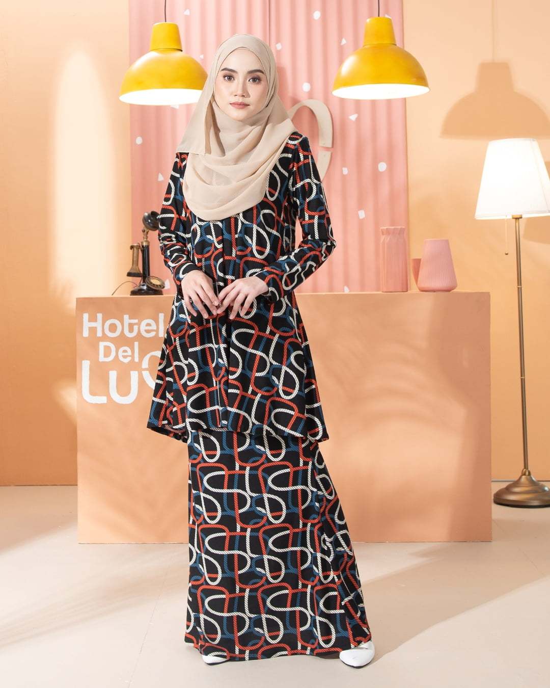Kurung Lara - Scribble Black