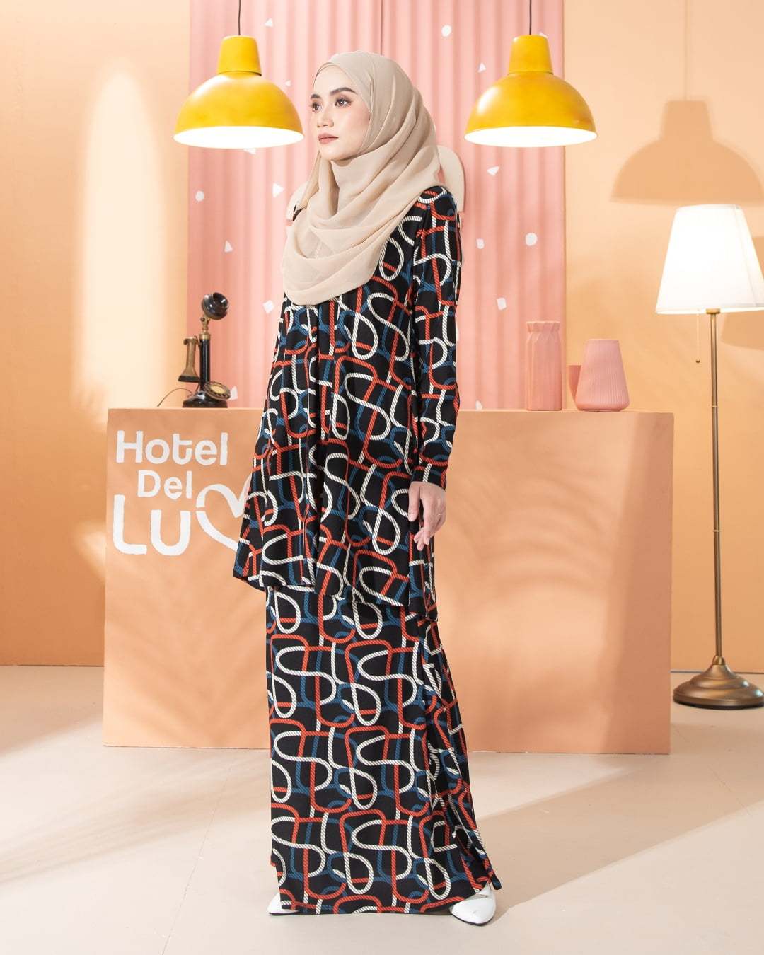 Kurung Lara - Scribble Black