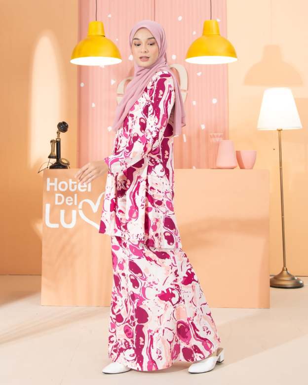 Kurung Lara - Marble Taffy