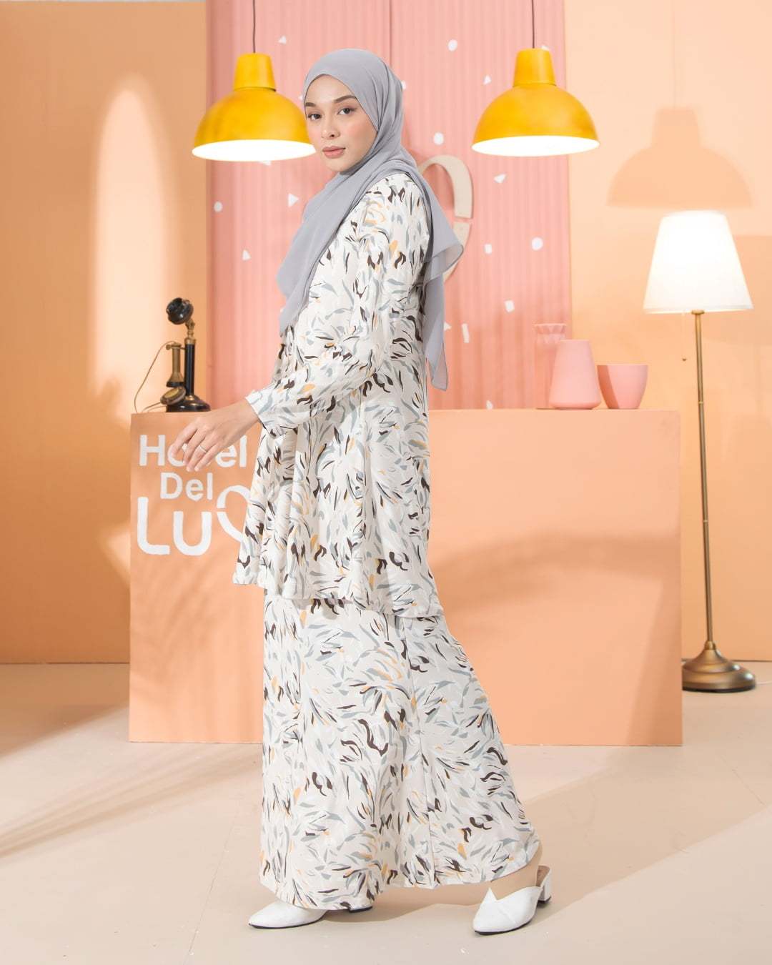 Kurung Lara - Scratch Grey