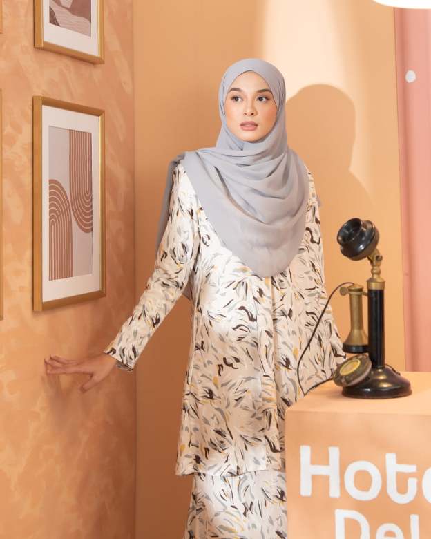 Kurung Lara - Scratch Grey