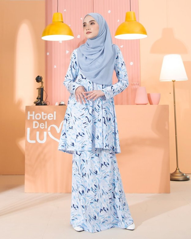 Kurung Lara - Scratch Blue