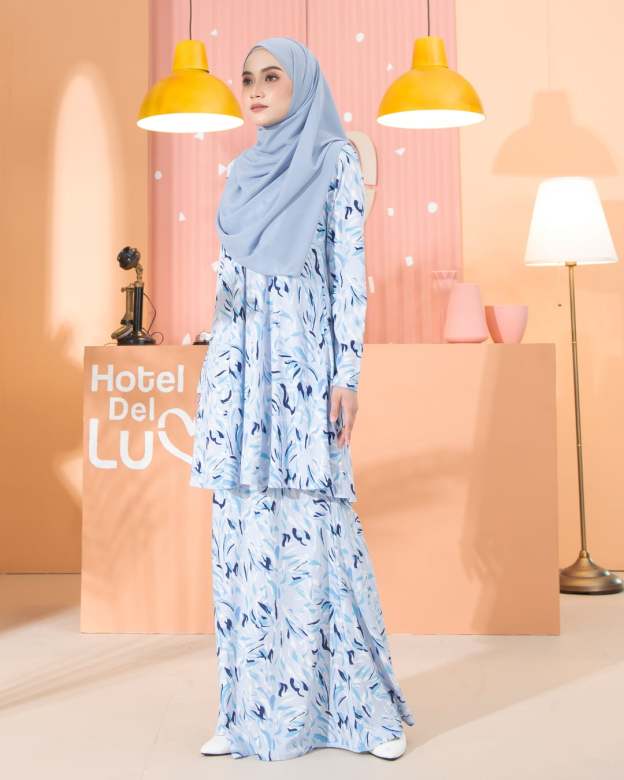 Kurung Lara - Scratch Blue