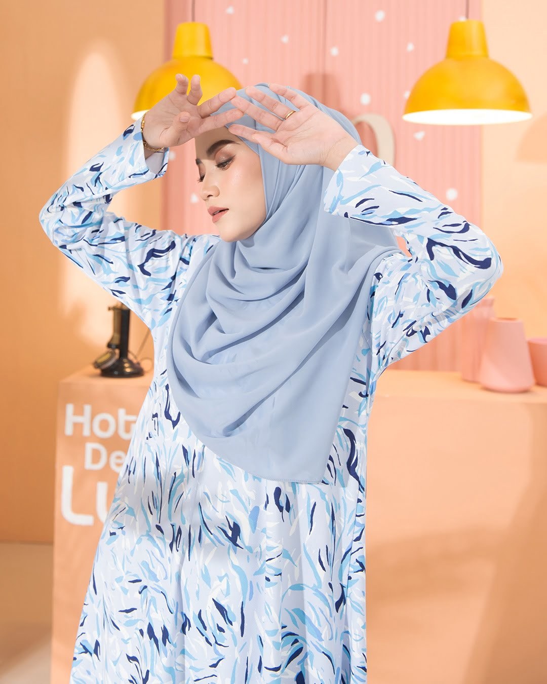 Kurung Lara - Scratch Blue