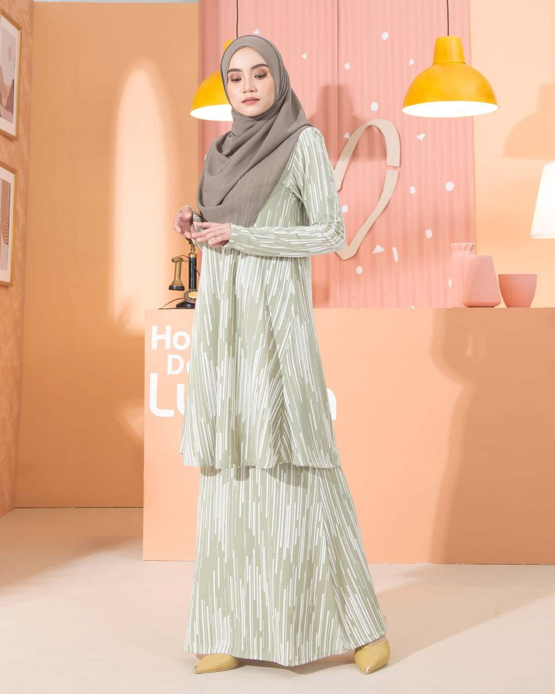 Kurung Lara - Tige Pickle