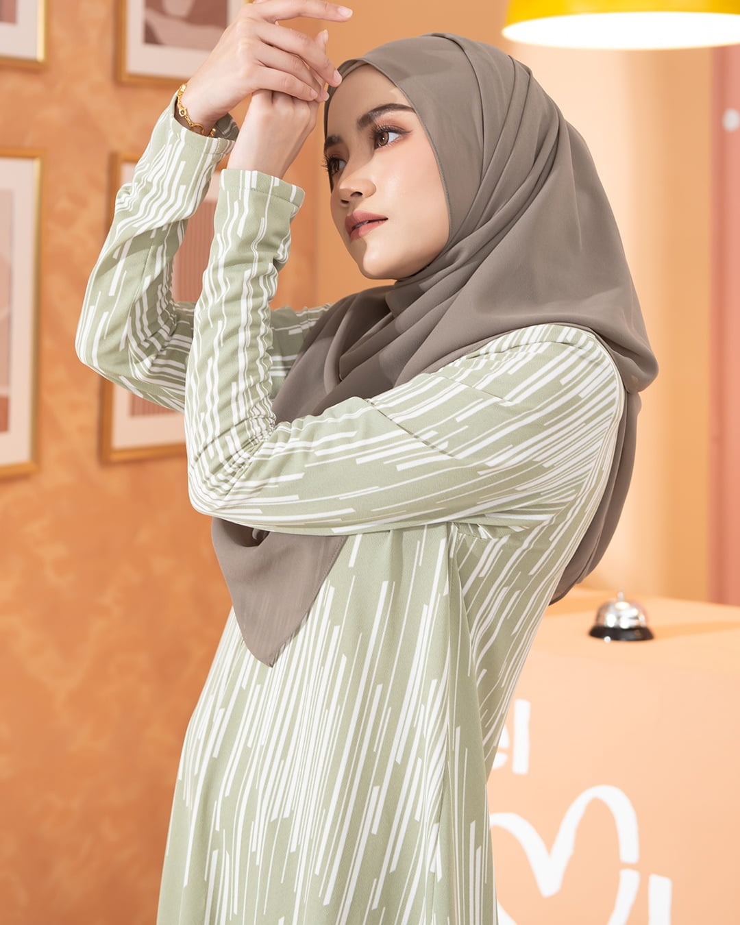 Kurung Lara - Tige Pickle