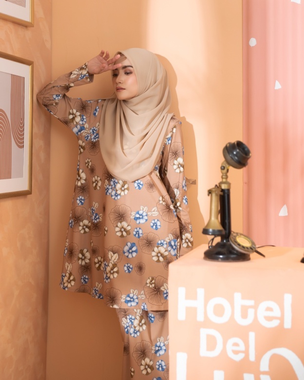 Kurung Lara - Camelia Brown