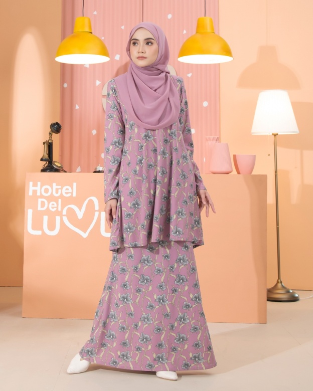 Kurung Lara - Clematis Purple