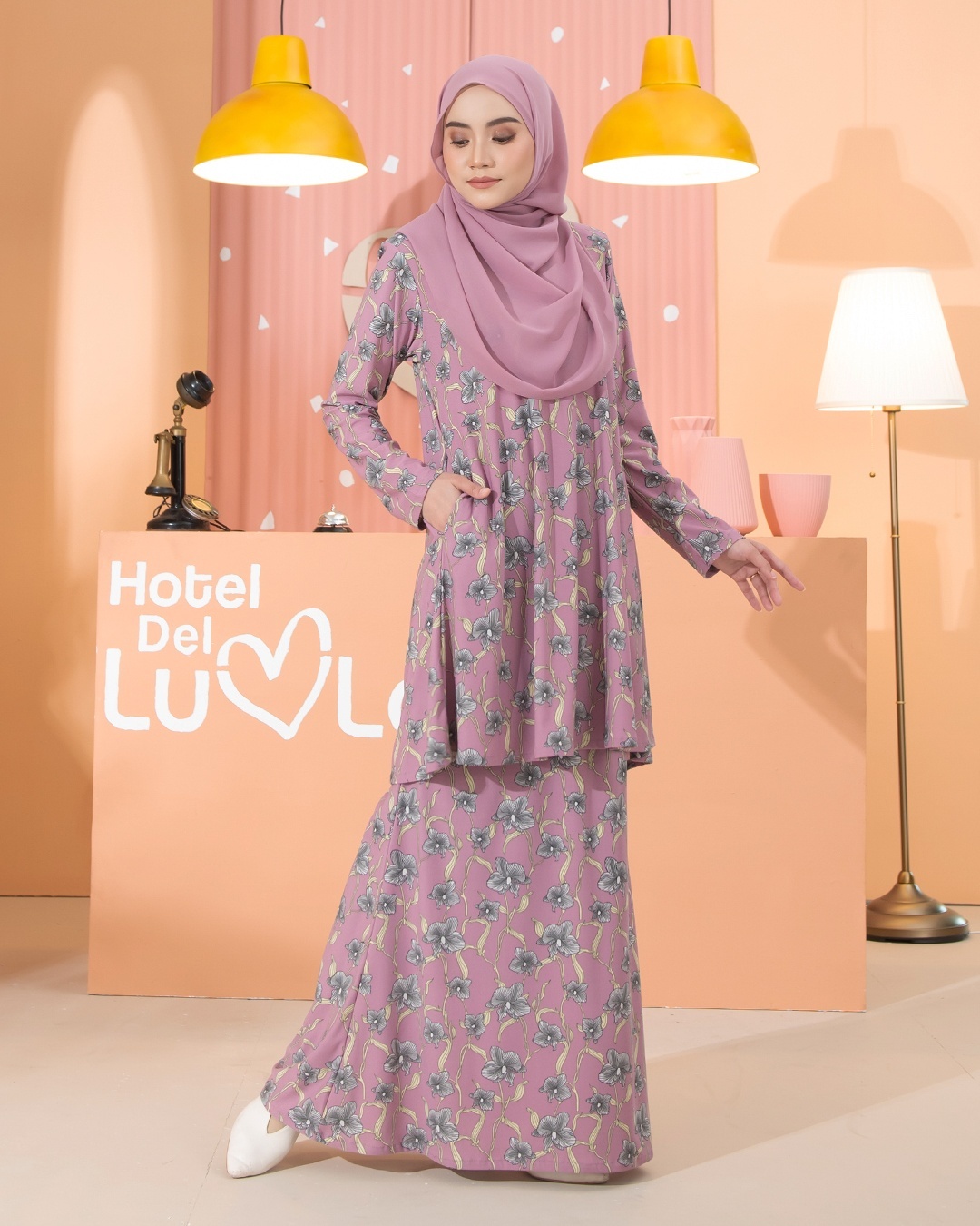 Kurung Lara - Clematis Purple