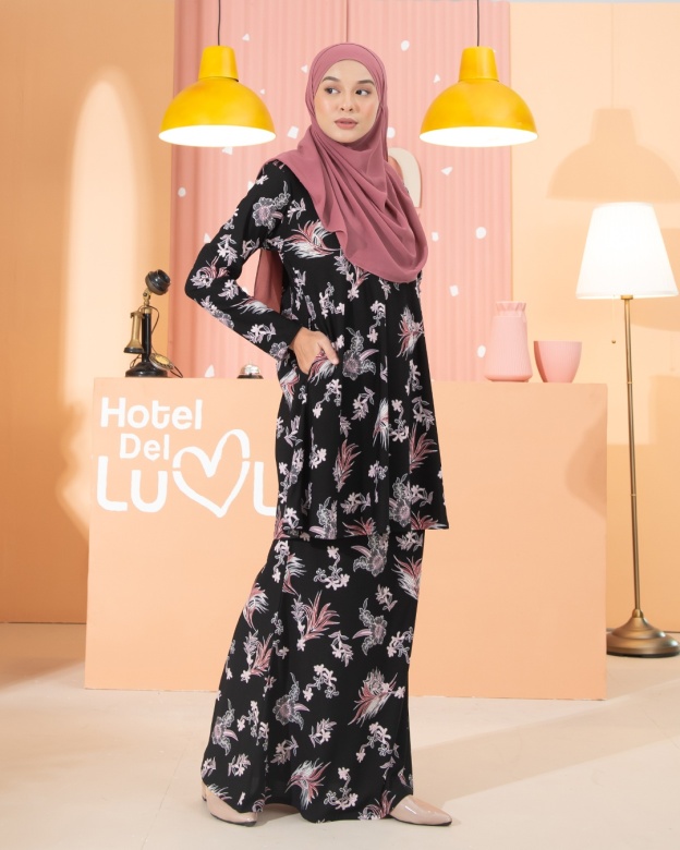 Kurung Lara - Celosia Black