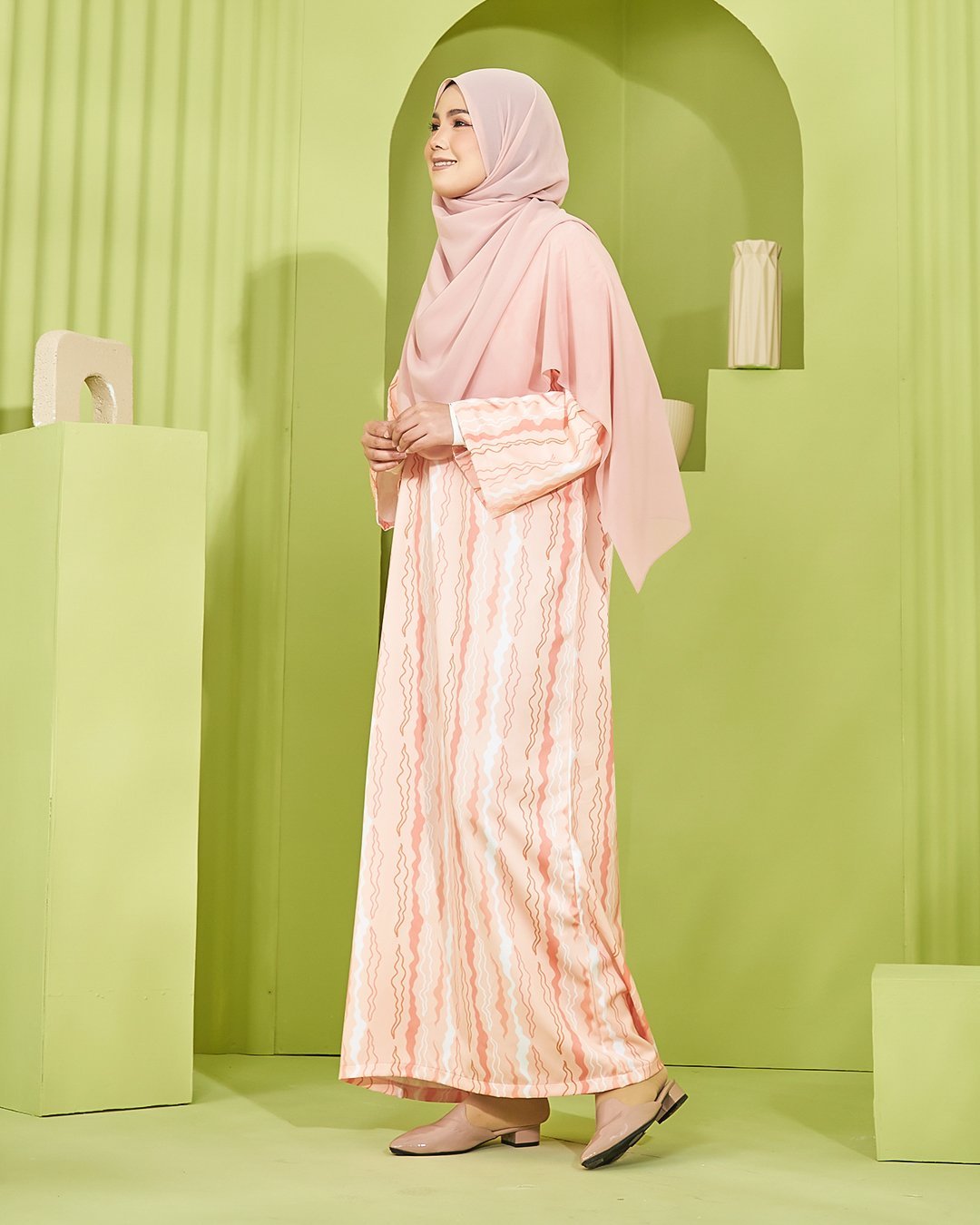 Kaftan Ulfaisya Laluna X MCC - Light Orange