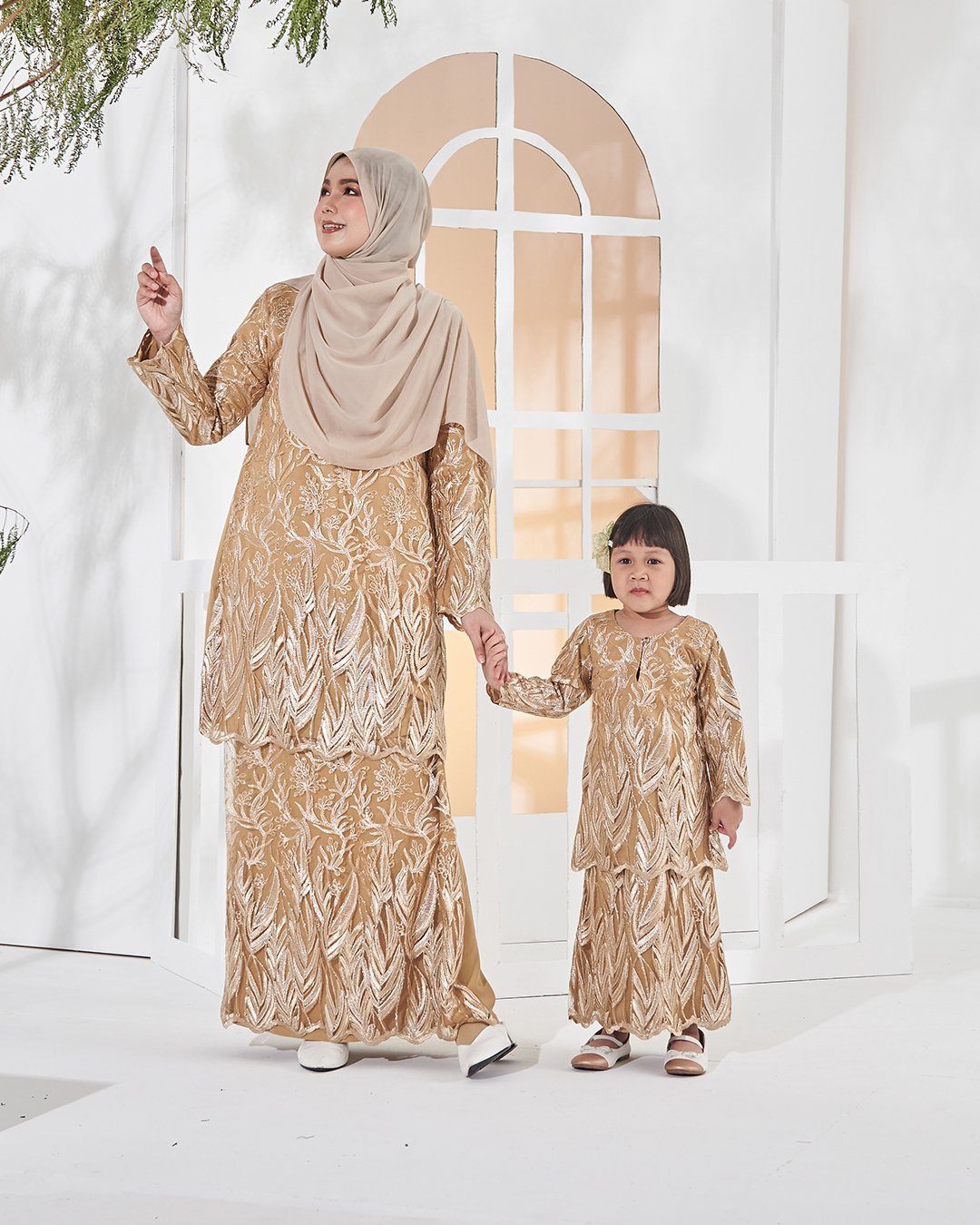 Baju Kurung Lace Ablaa - Banana Gold