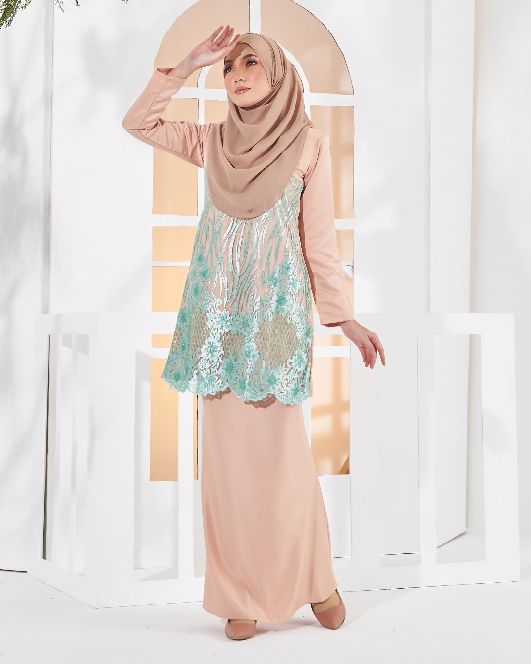 Baju Kurung Lace Anisa - Minty Peach