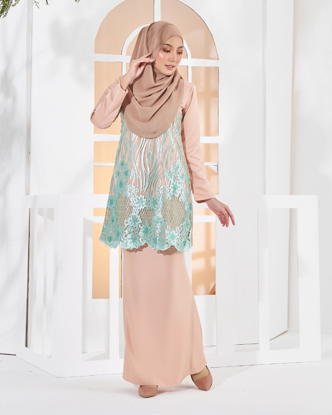 Baju Kurung Lace Anisa - Minty Peach