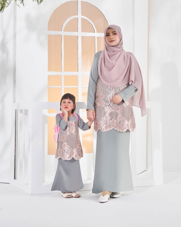 Baju Kurung Lace Anisa - Blush Grey