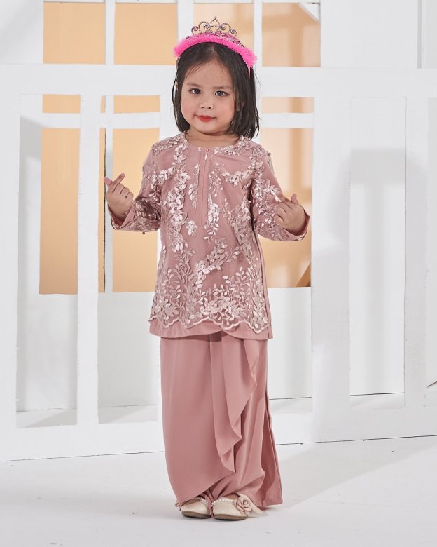 Baju Kurung Lace Pearl Adila Kids - Smoothies Pink
