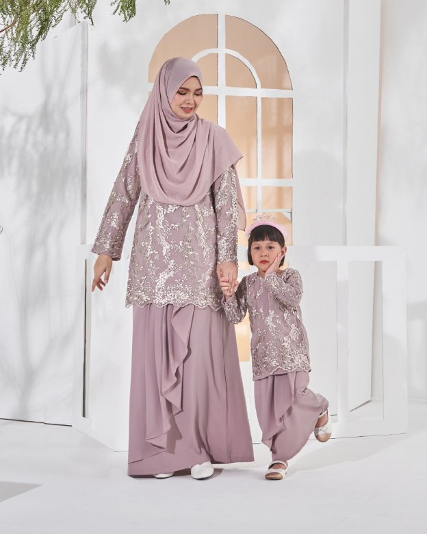 Baju Kurung Lace Pearl Adila - Espresso Brown