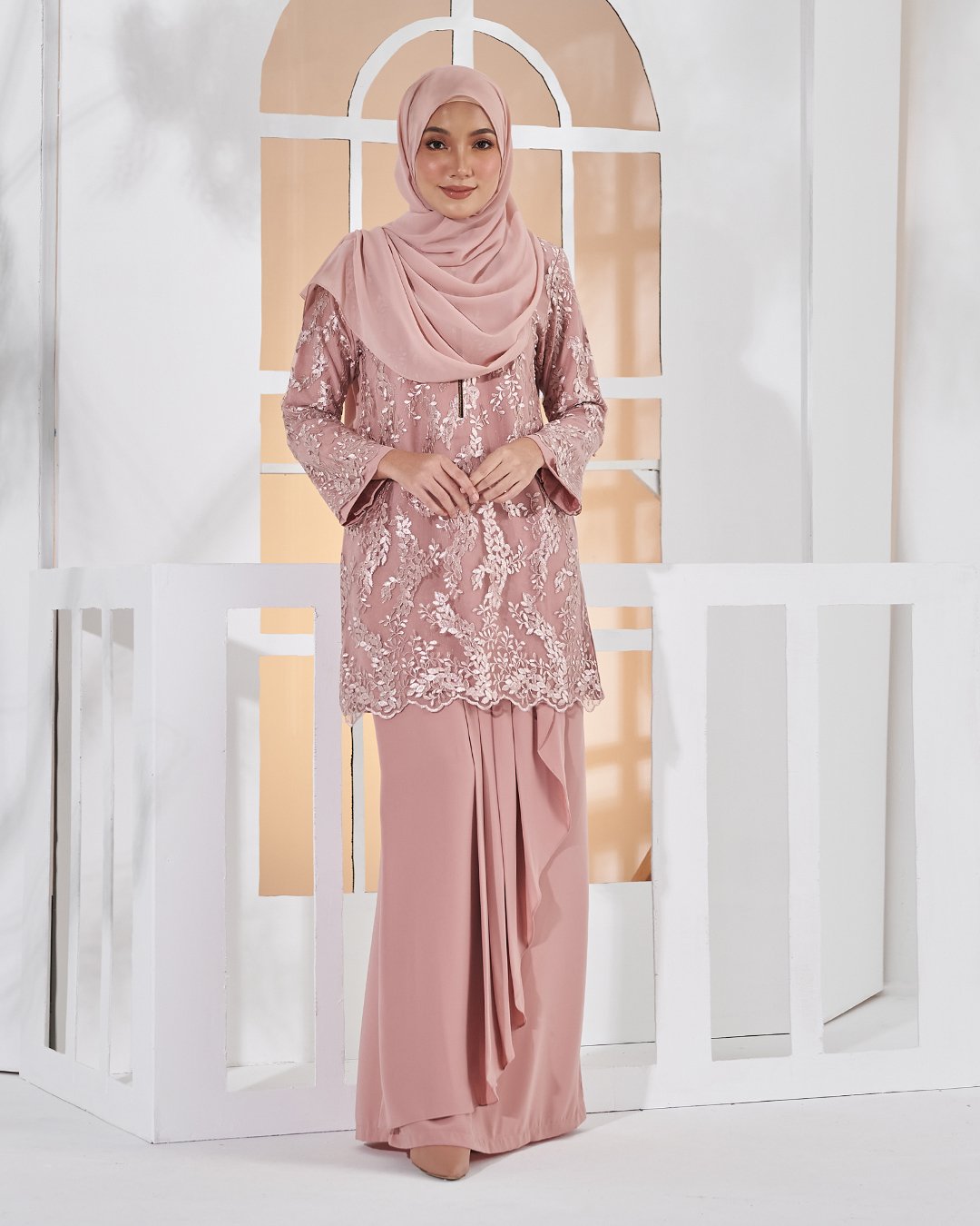 Baju Kurung Lace Pearl Adila - Smoothies Pink