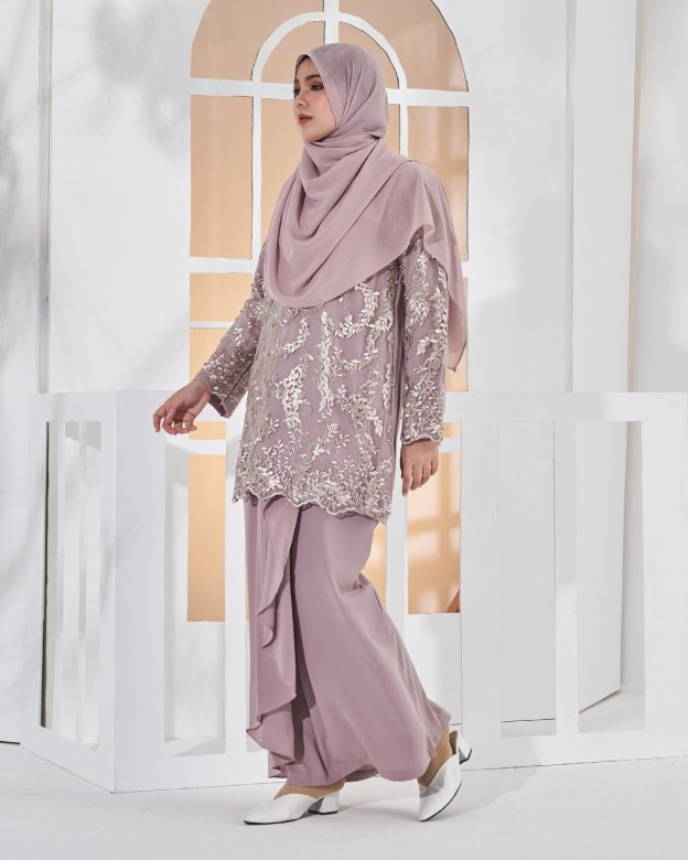 Baju Kurung Lace Pearl Adila - Espresso Brown