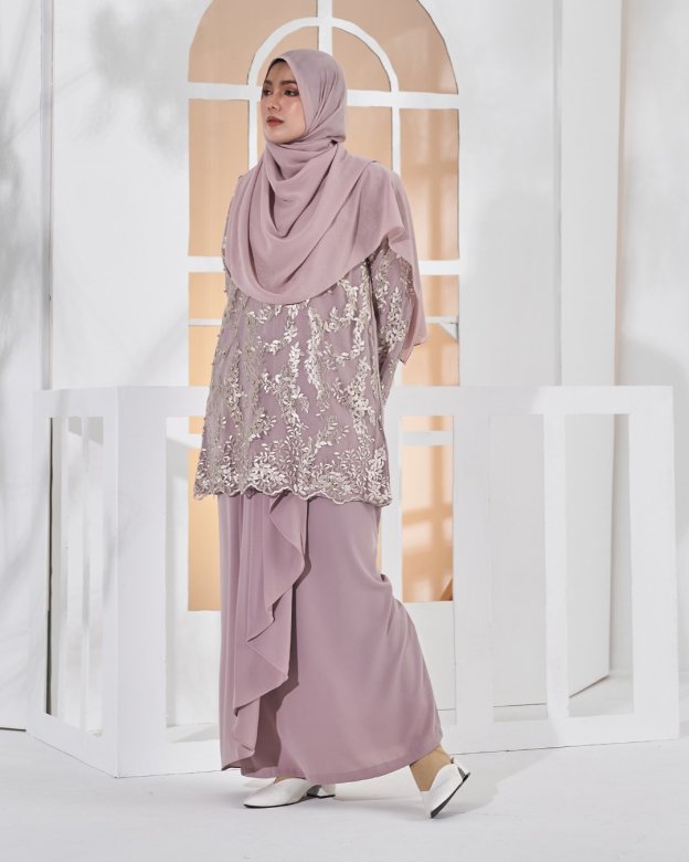 Baju Kurung Lace Pearl Adila - Espresso Brown