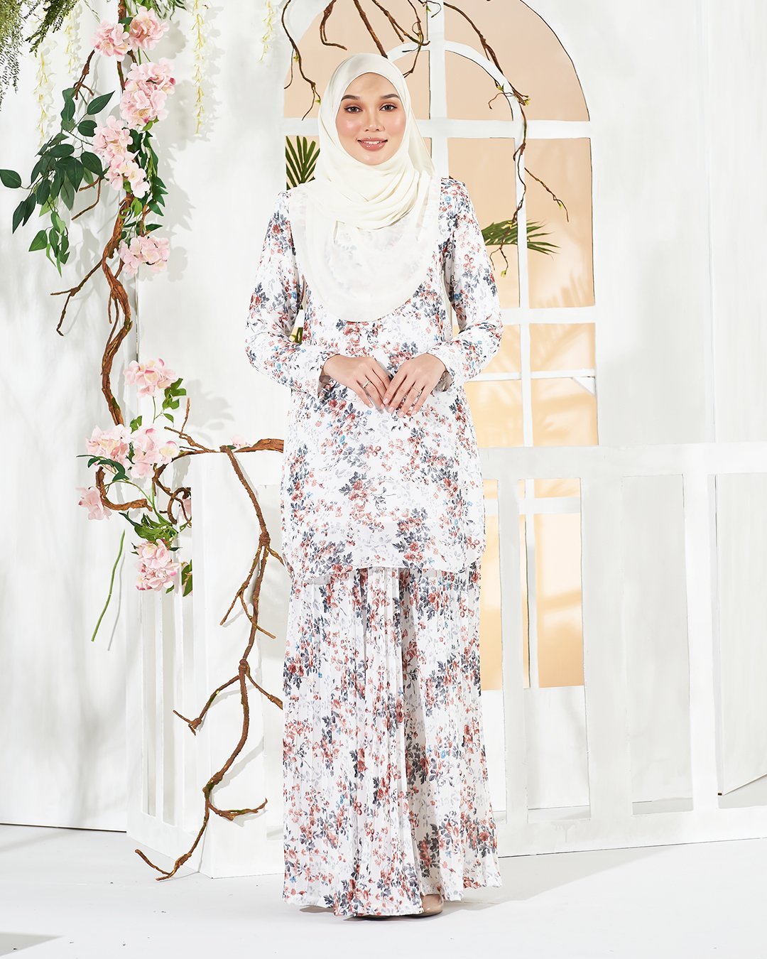 Baju Kurung Berliana - Pearl White