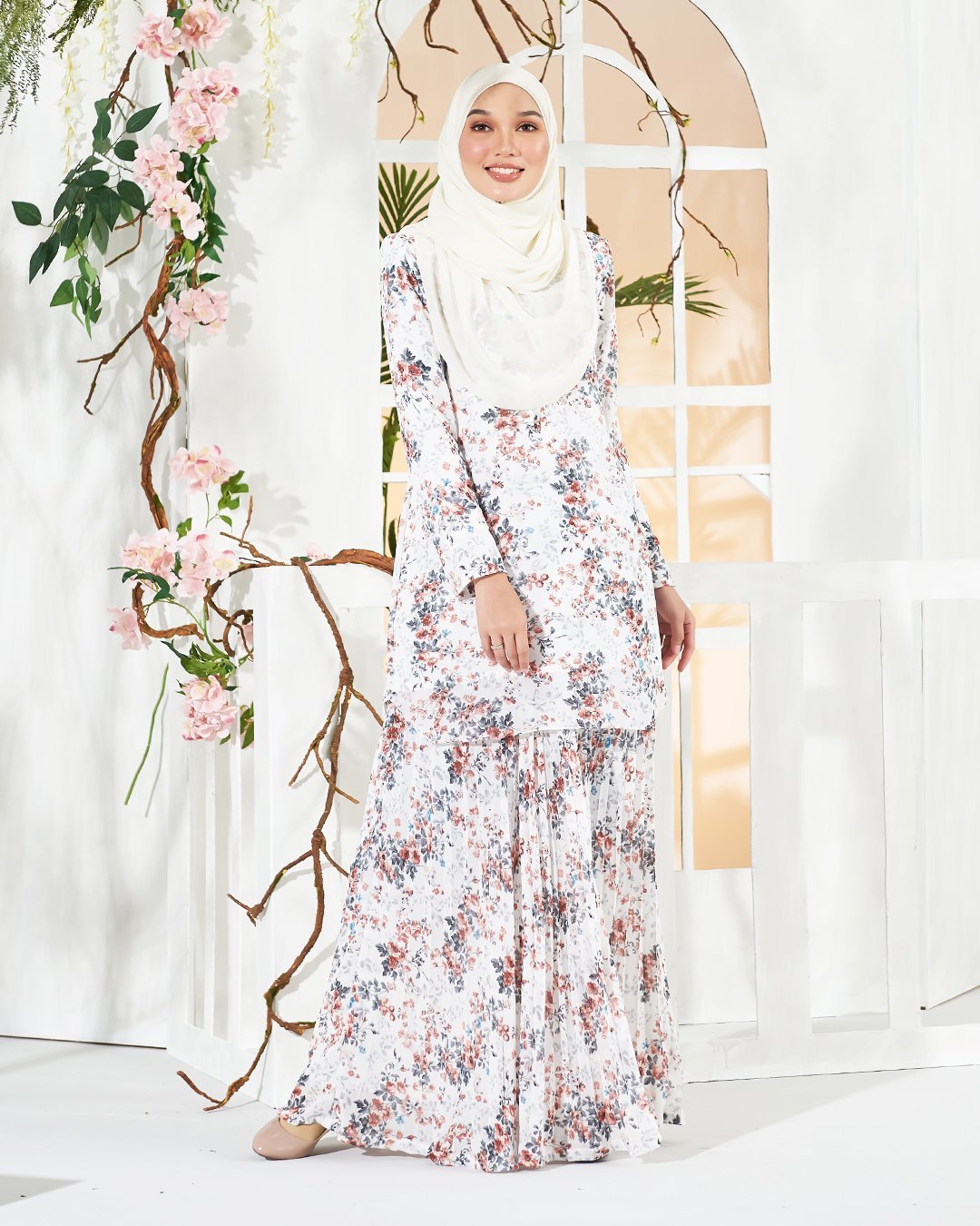 Baju Kurung Berliana - Pearl White