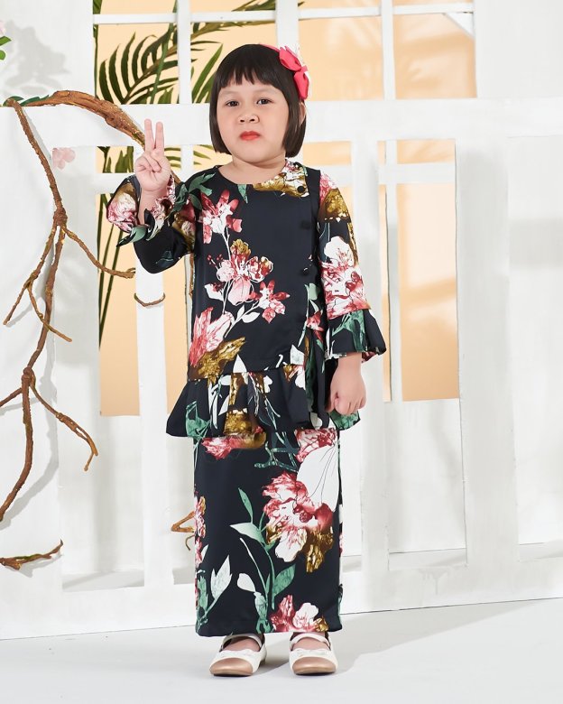 Baju Kurung Cardi Sharina Kids - Black