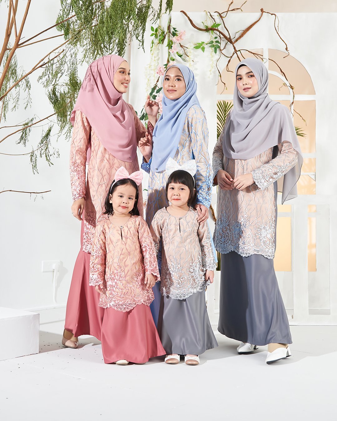 Baju Kurung Lace Aifa - Strawberry Latte