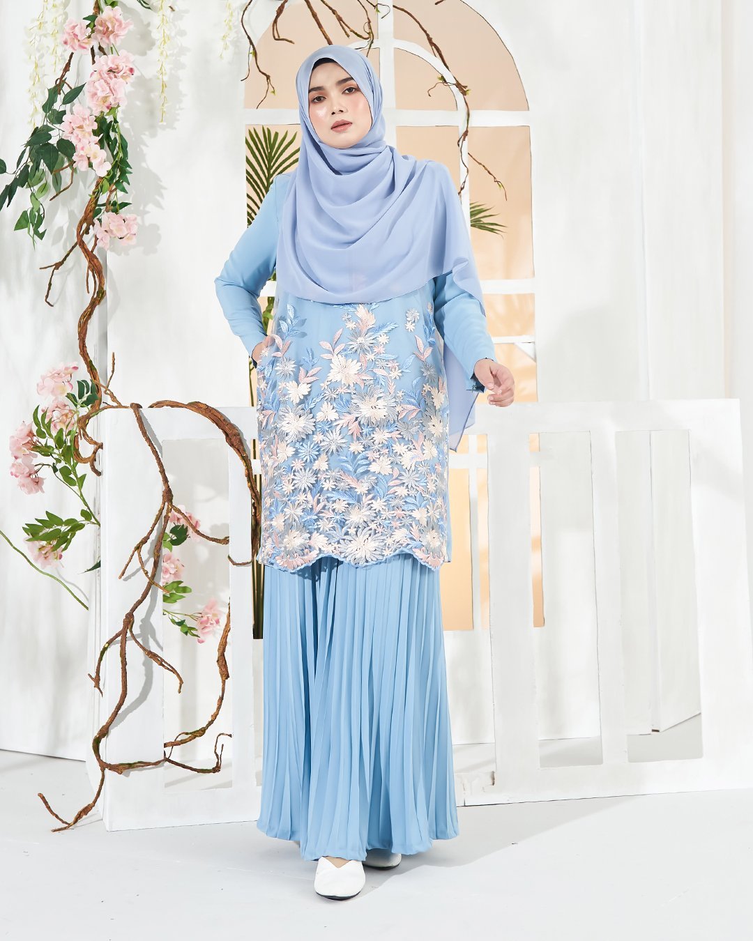Baju Kurung Lace Baheera - Sky Blue