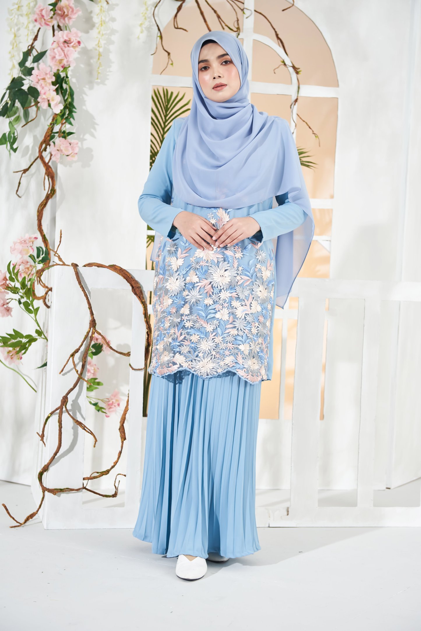 Baju Kurung Lace Baheera - Sky Blue