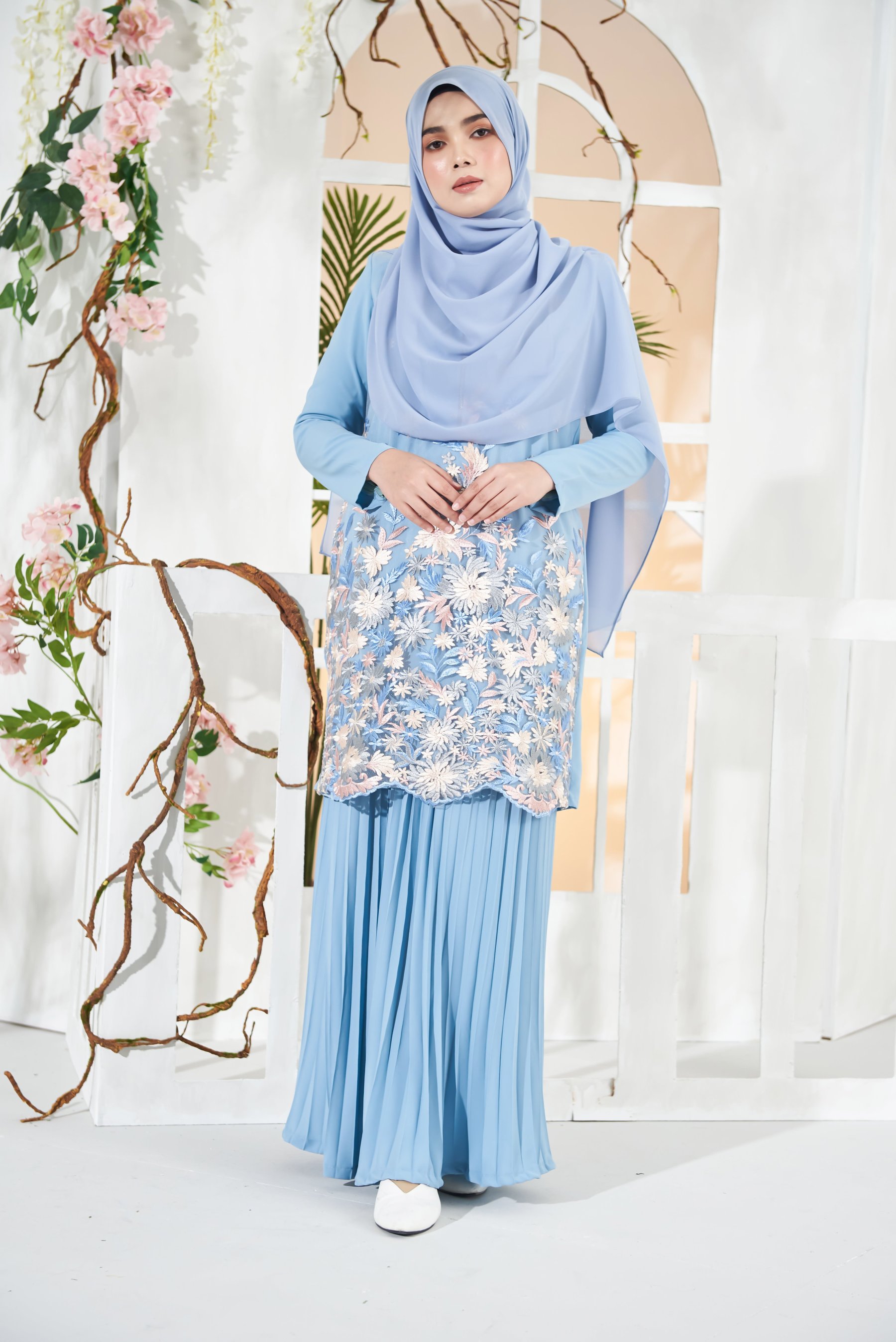 Baju Kurung Lace Baheera - Sky Blue
