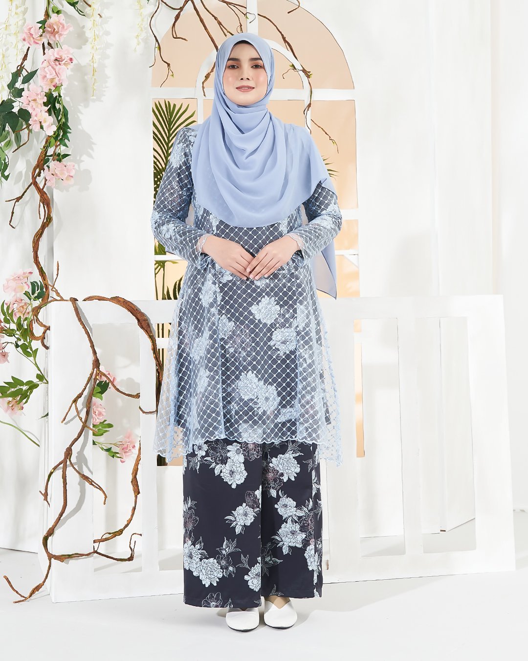 Baju Kurung Lace Brenna - Soft Blue