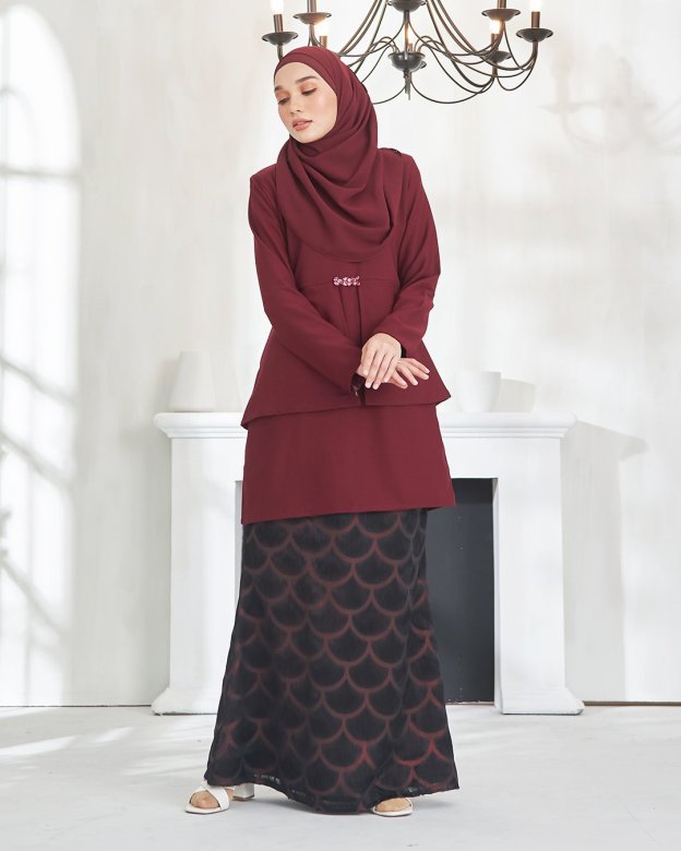 Baju Kurung Aleesa - Cardinal Red