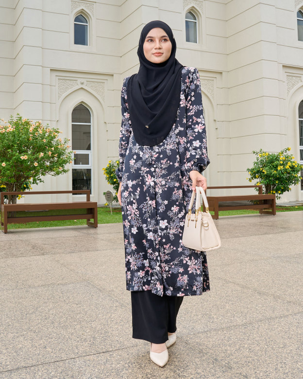 Medi Dress Ava Clover Series