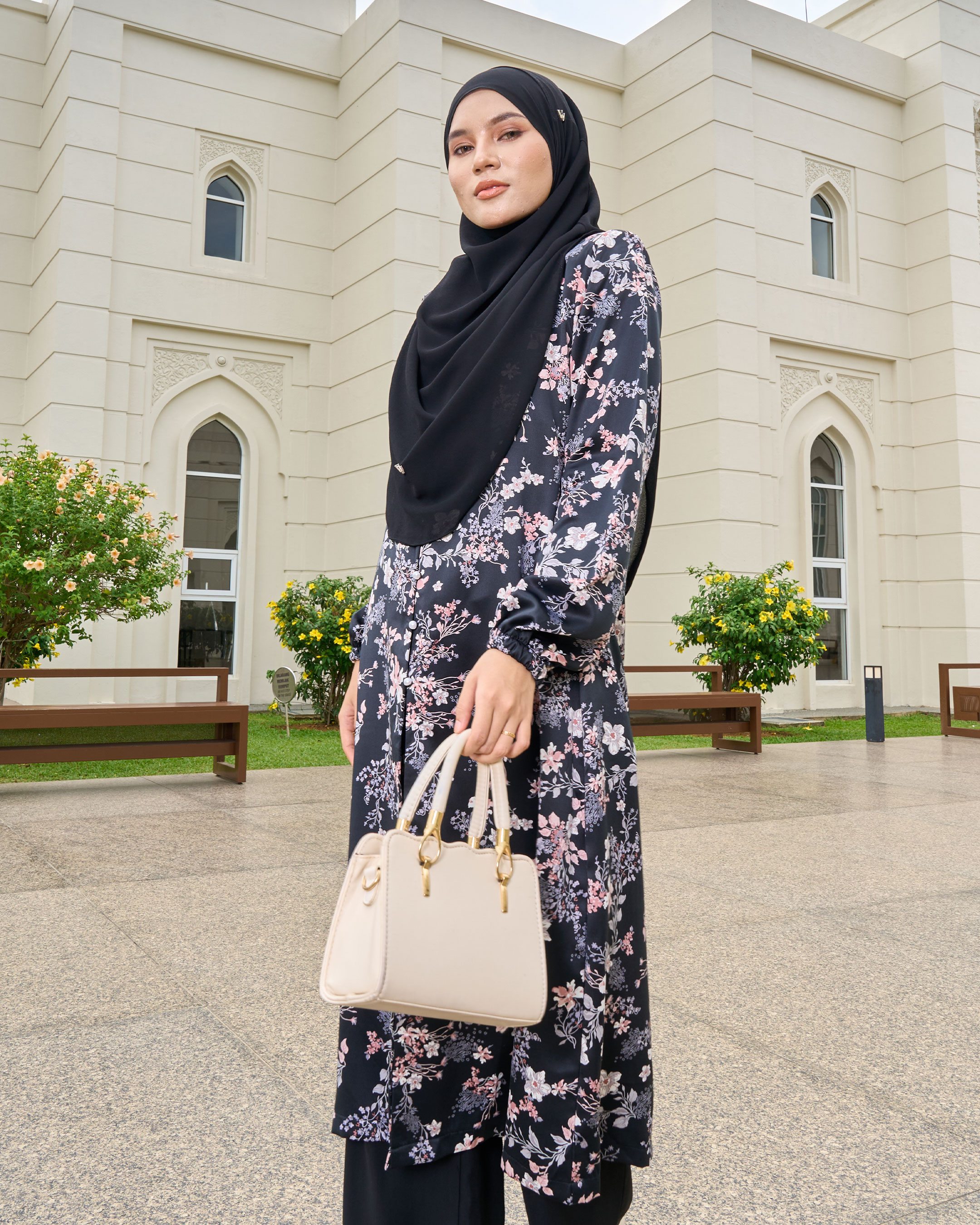 Medi Dress Ava Clover Series