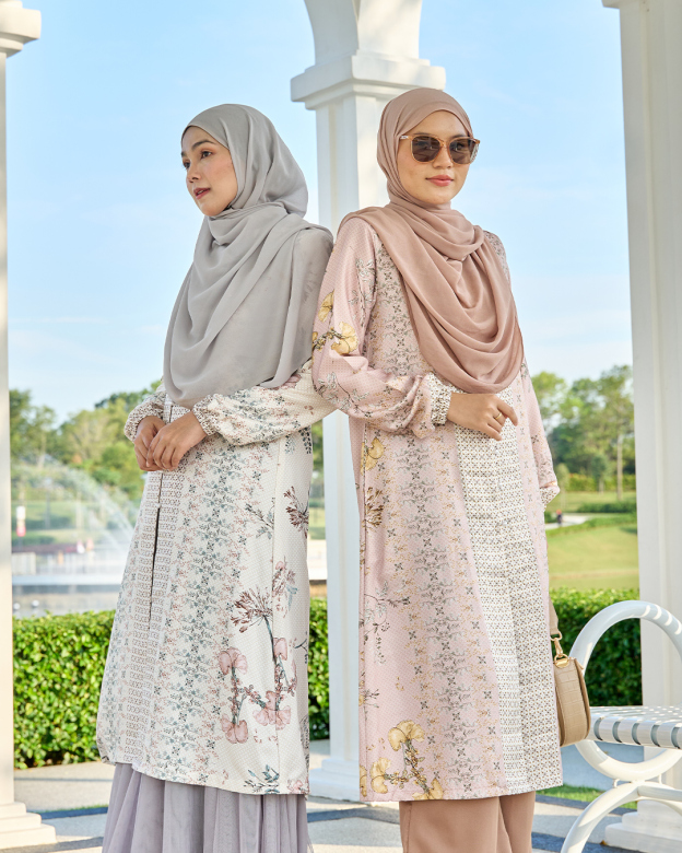 Medi Dress Ava - Dove Series