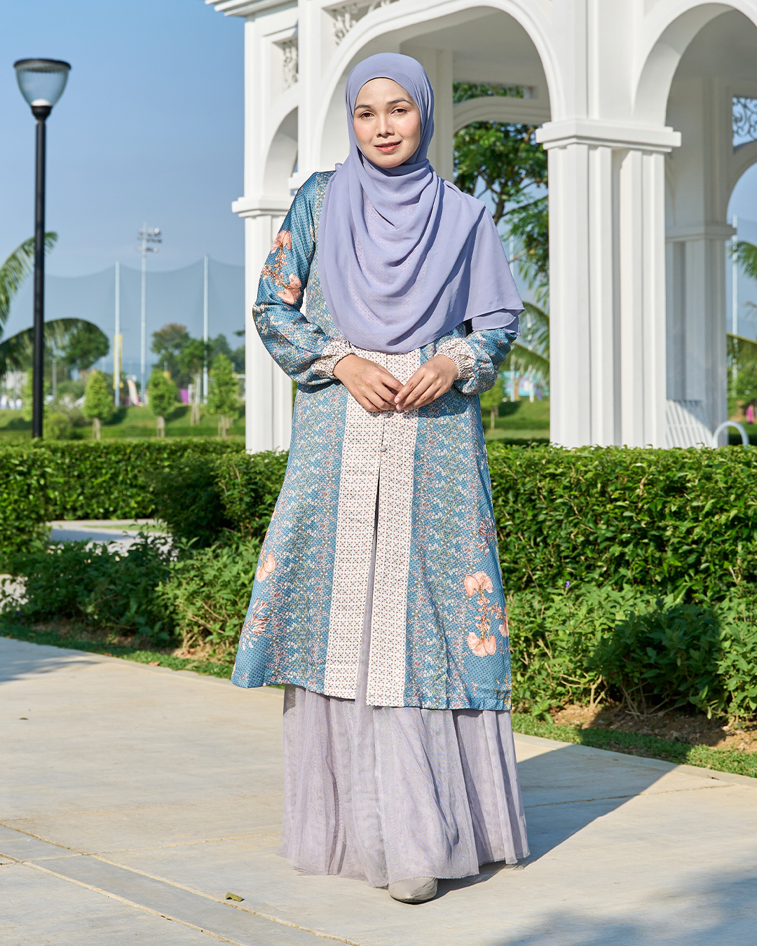 Medi Dress Ava - Dove Series