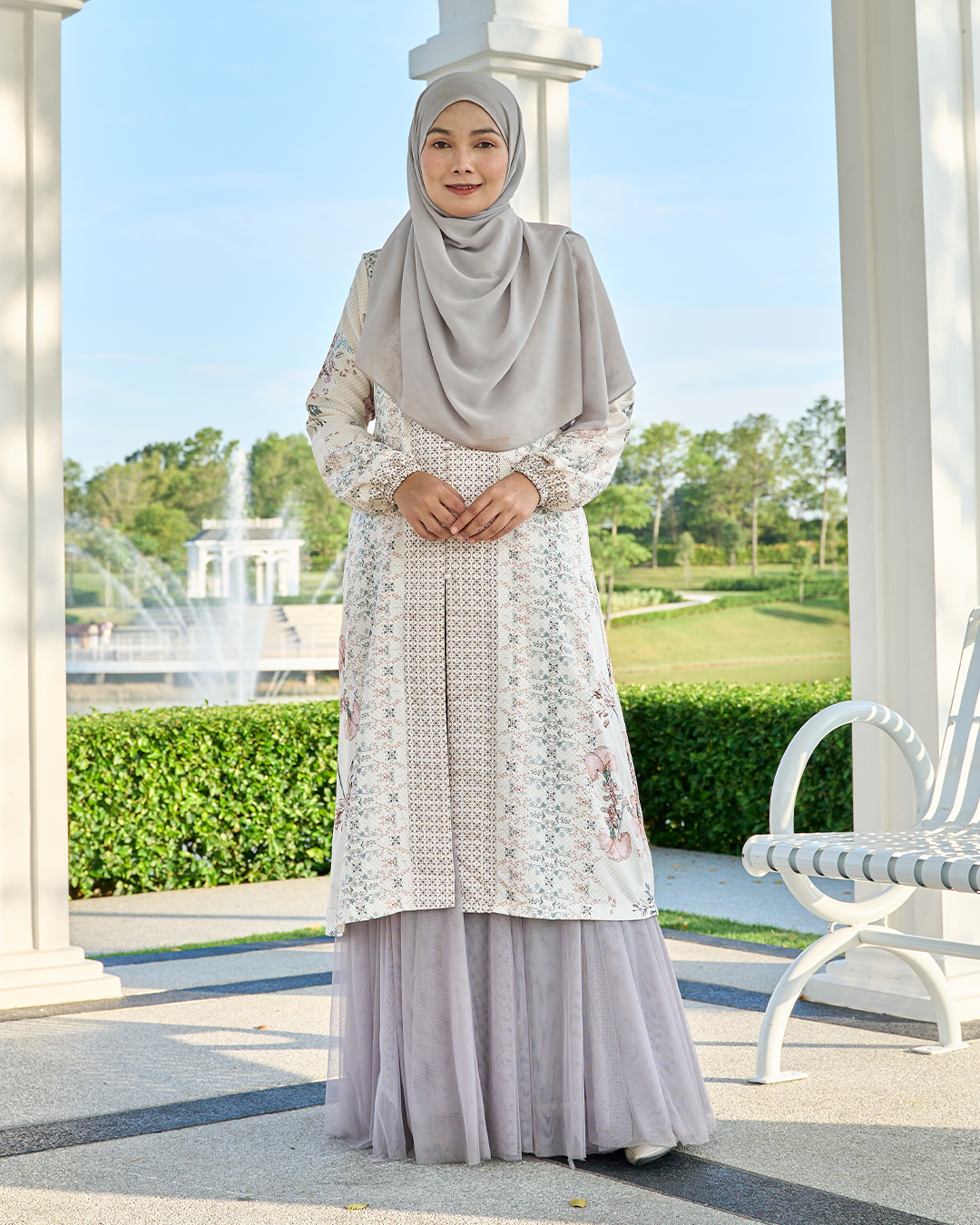 Medi Dress Ava - Dove Series
