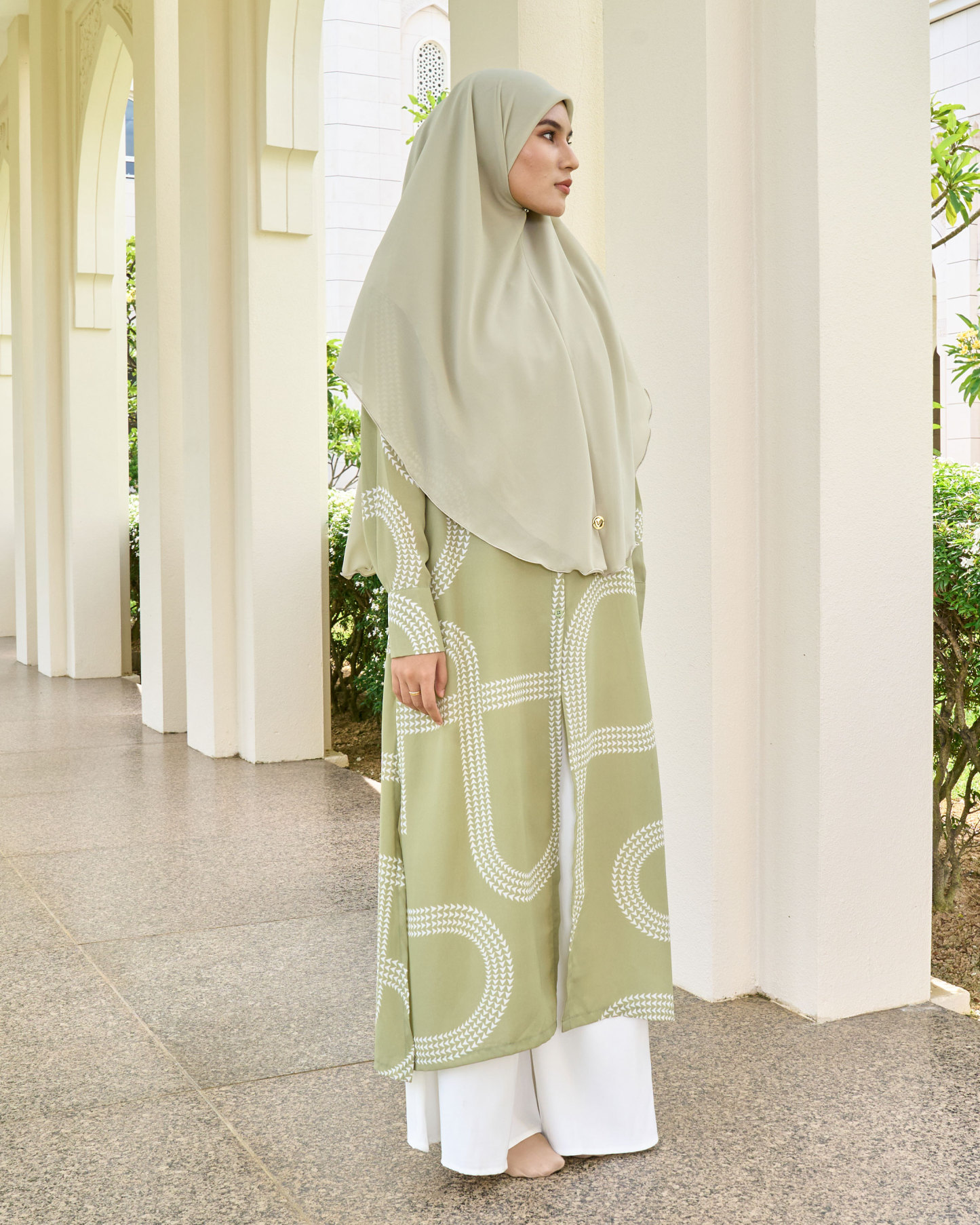 Medi Dress Elena Dot Series