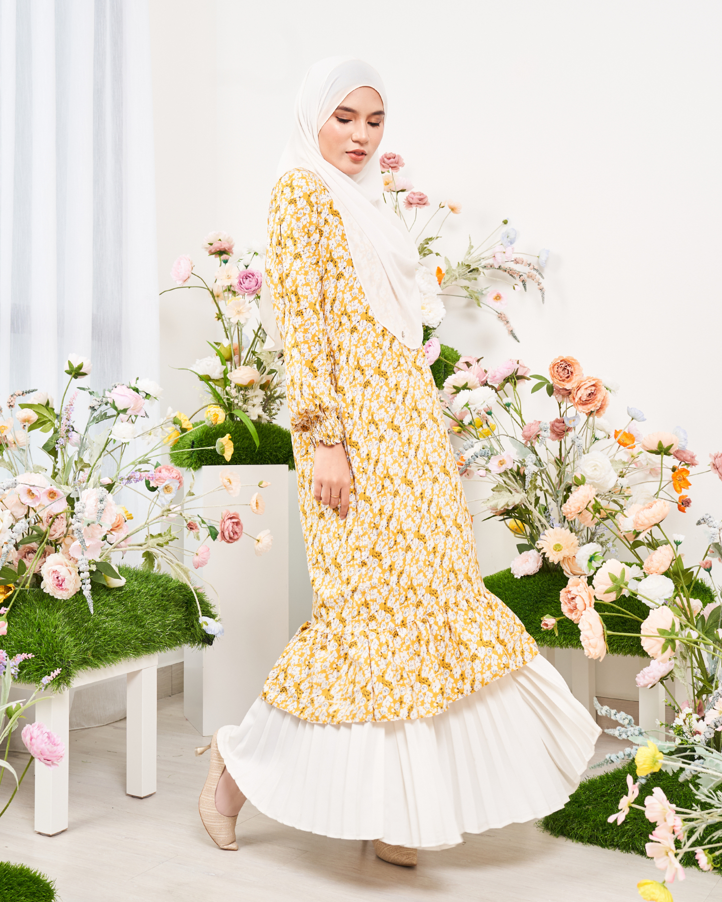 Medi Dress Lashira Laluna X MCC - Medallion Yellow