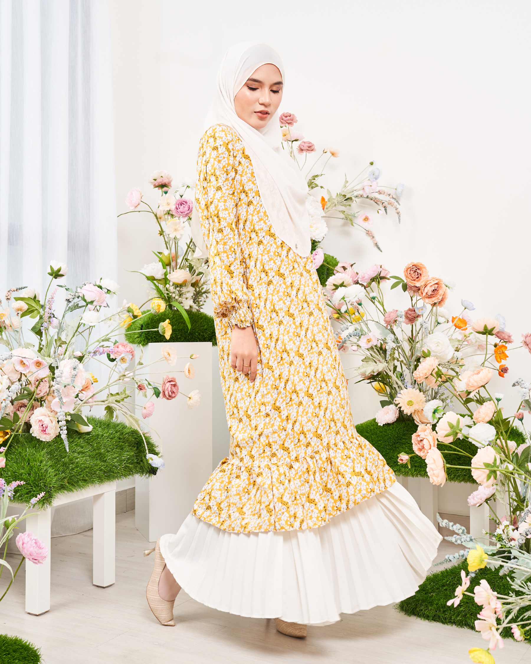 Medi Dress Lashira Laluna X MCC - Medallion Yellow