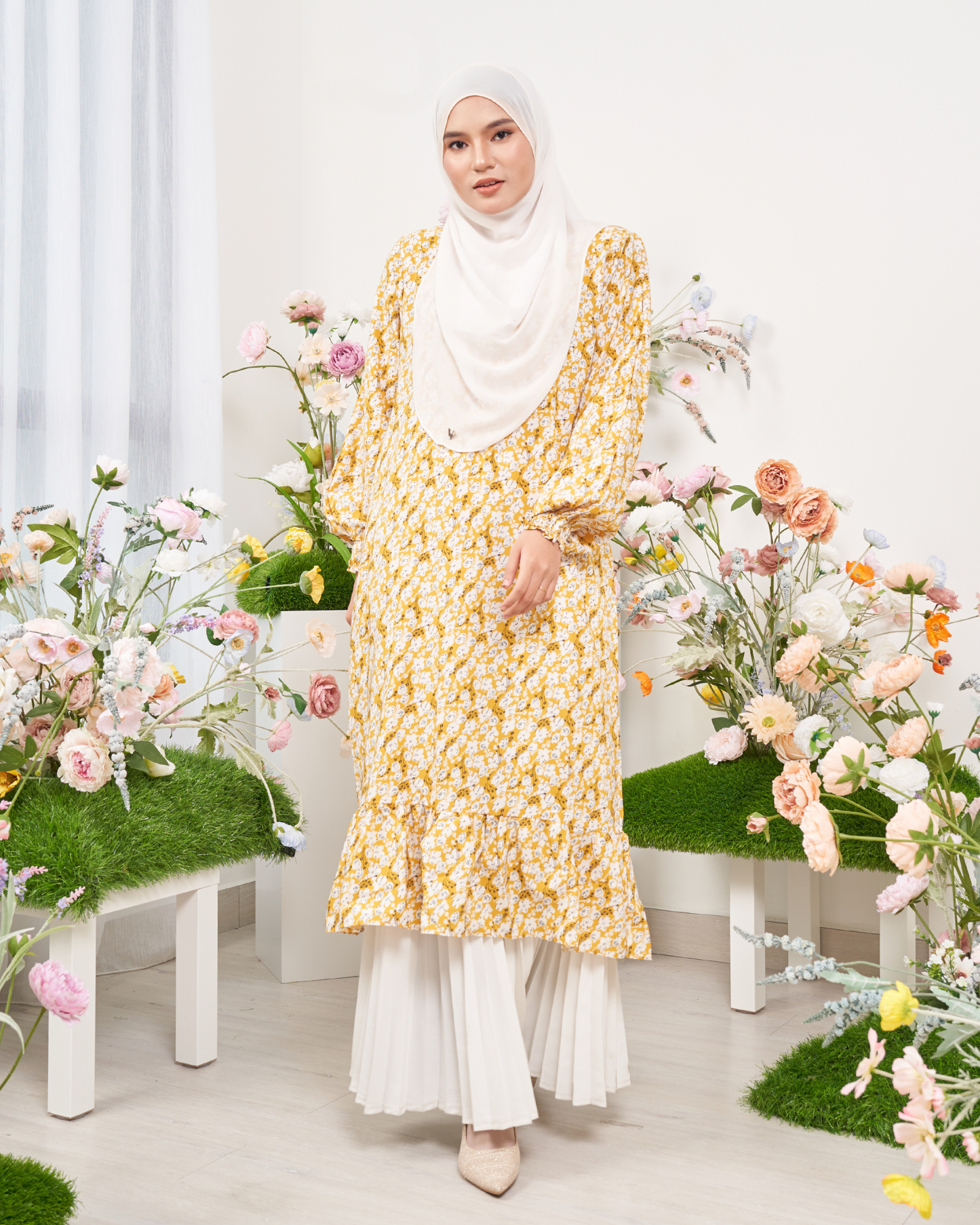 Medi Dress Lashira Laluna X MCC - Medallion Yellow