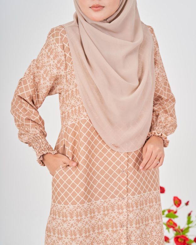 Medi Dress Pleated Leiseka - Creamy Brown
