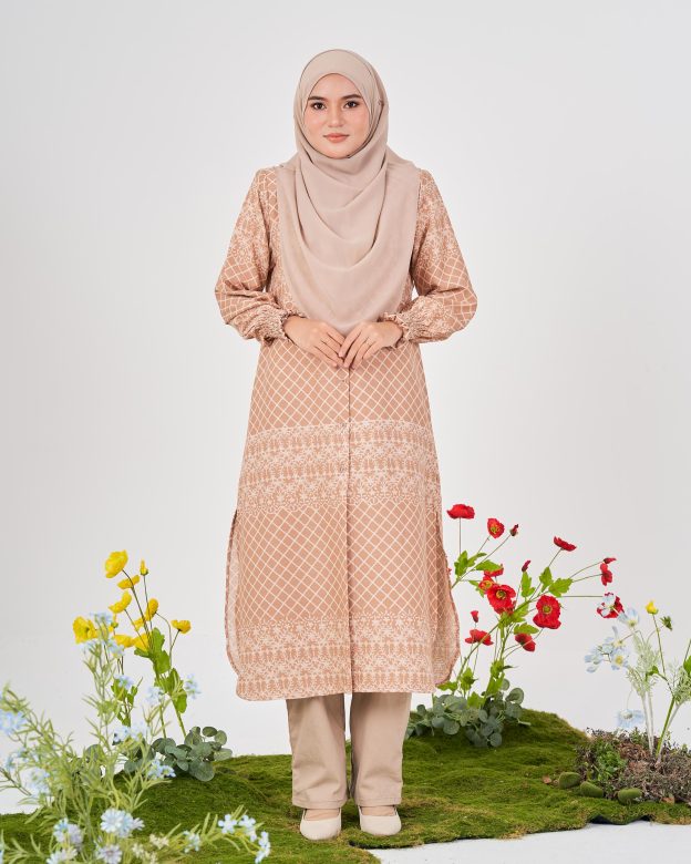 Medi Dress Pleated Leiseka - Creamy Brown