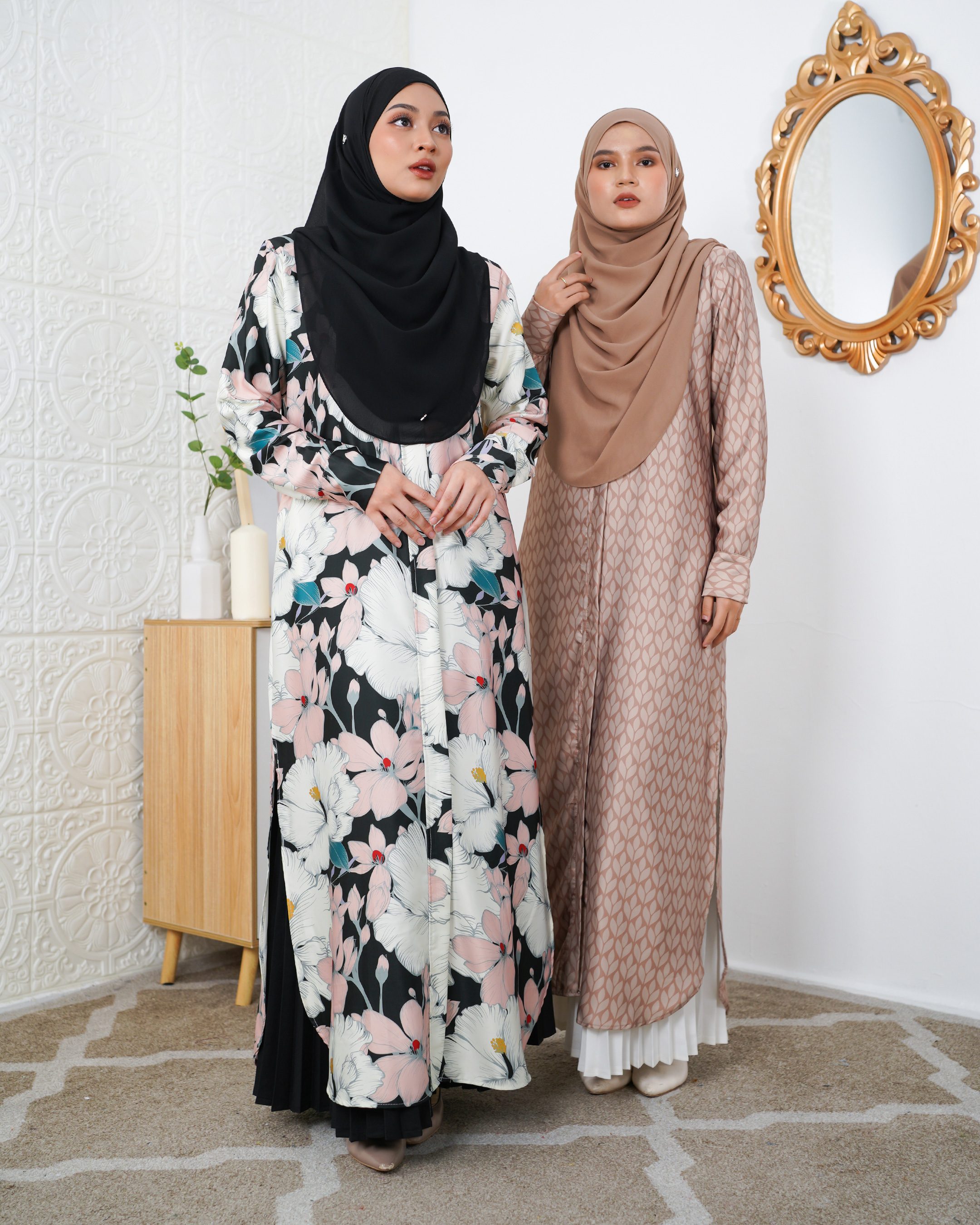 Medi Dress Leiseka Laluna X MCC - Arum Lily