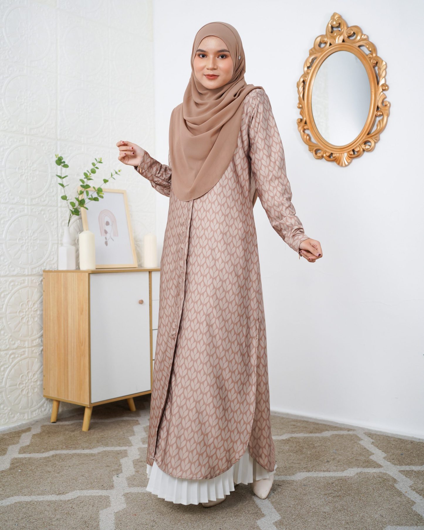 Medi Dress Leiseka Laluna X MCC - Saddle Fern